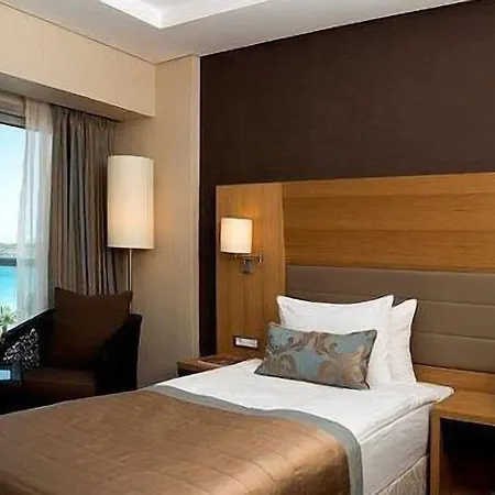 Otel Boyalik & Çeşme