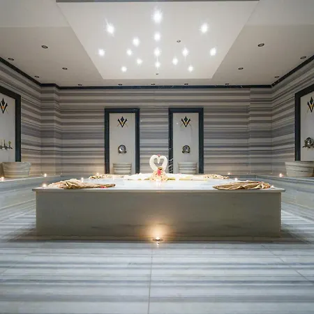 Otel Boyalik & Çeşme