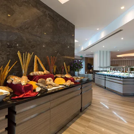 Boyalik & Hotel Çeşme