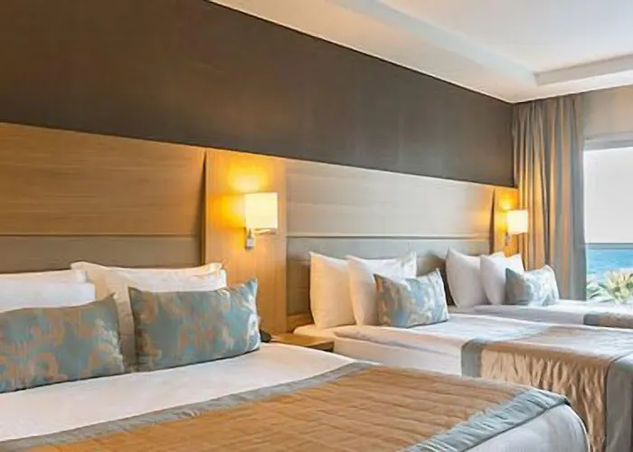 Boyalik & Hotell Çeşme