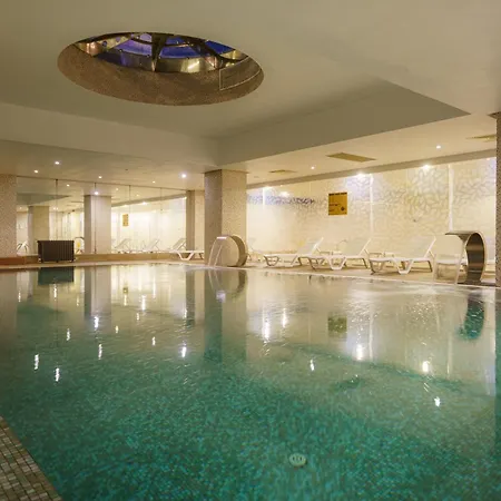 Boyalik & Hotel Çeşme