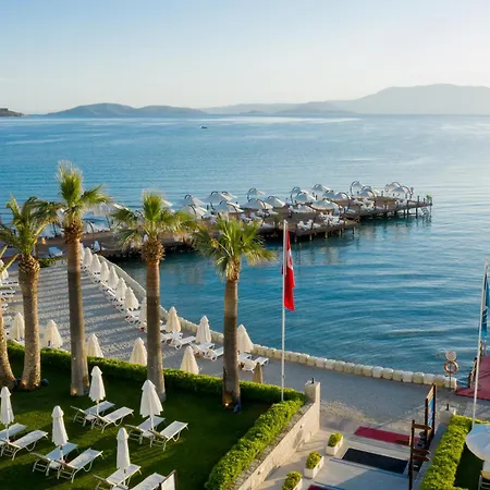 보얄리크 비치 앤 스파 체쉬메 5* Çeşme