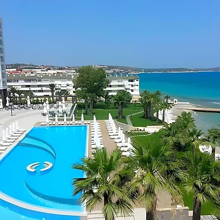 Boyalik & 5* Çeşme